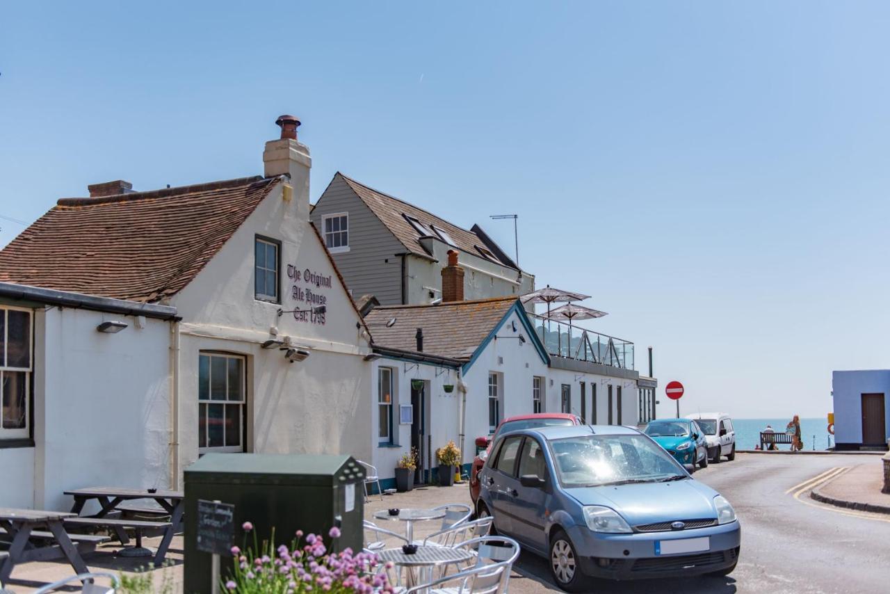Seagulls By Bloom Stays Folkestone Exterior photo
